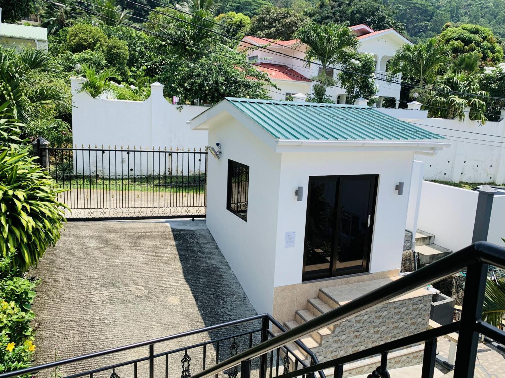 Oceanic View Apartments Beau Vallon  Dış mekan fotoğraf